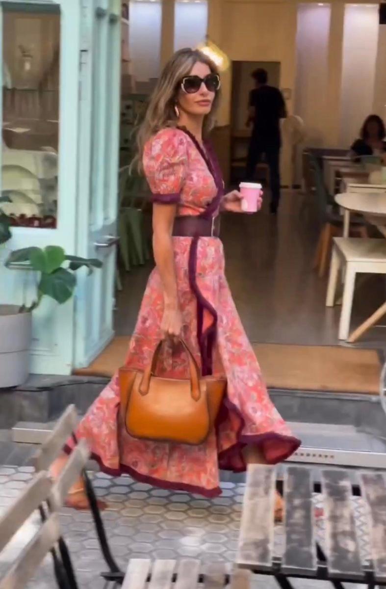 Angel Elegant Puff-Sleeve Maxi Dress
